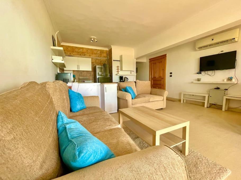 Breathtaking Luxury & Spacious Family 2-Bed 1St Row Seaview At Stella Seaview Sokhna Ain Sukhna Exteriör bild